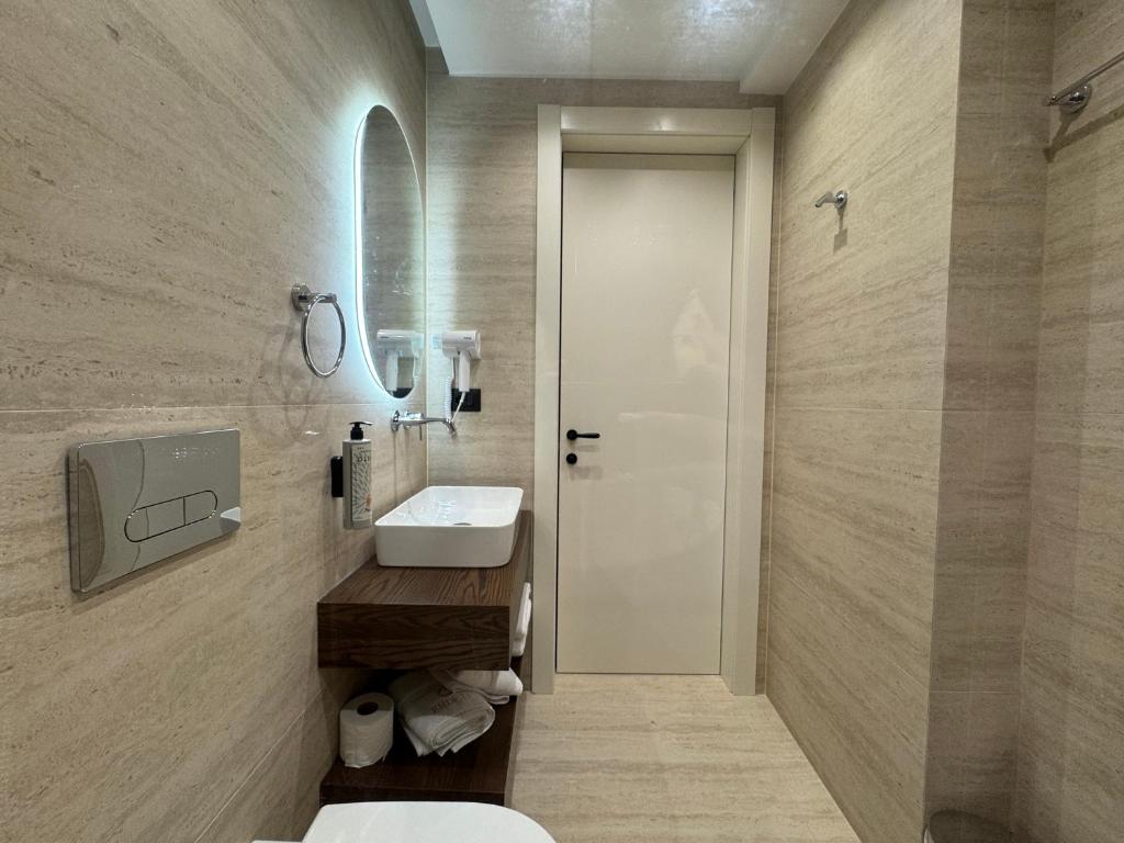 room1